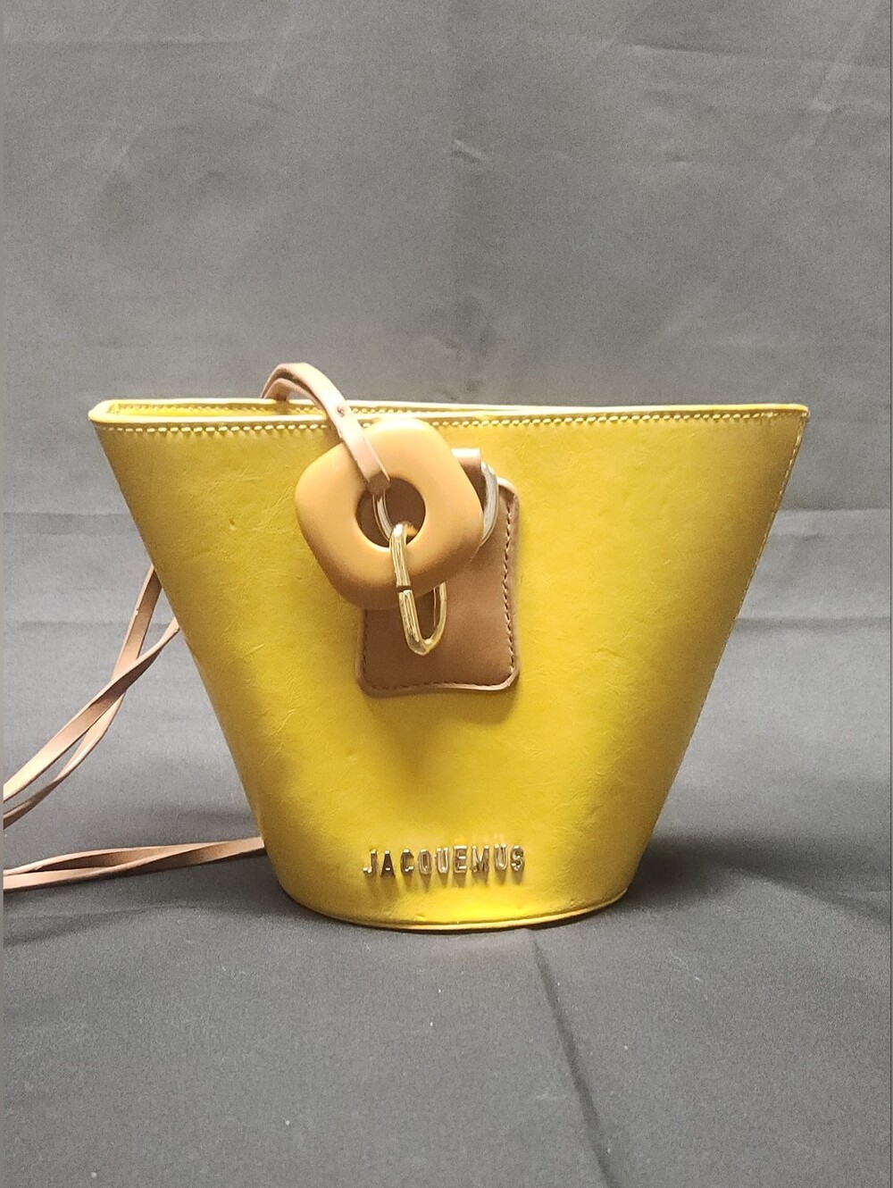 Vintage Le Sac Praia Bucket Bag in Mustard